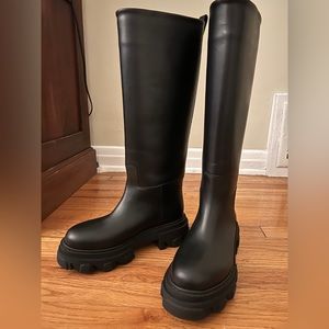 NEW with dust bag GIA X PERNILLE TEISBAEK boots.  Leather upper with rubber sole